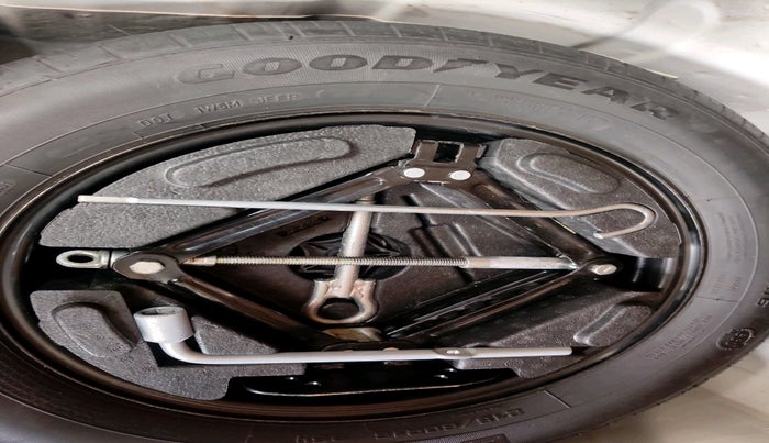 2019 Tata NEXON XZA PLUS PETROL, Petrol, Automatic, 72,156 km, tyre