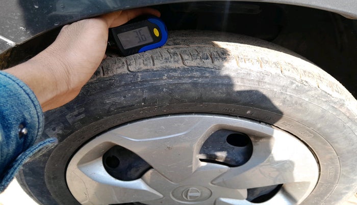 2022 Tata Tiago XT CNG, Petrol, Manual, 64,287 km, tyre