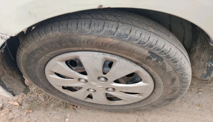 2012 Hyundai i10 MAGNA 1.1 LPG, Petrol, Manual, 75,112 km, tyre