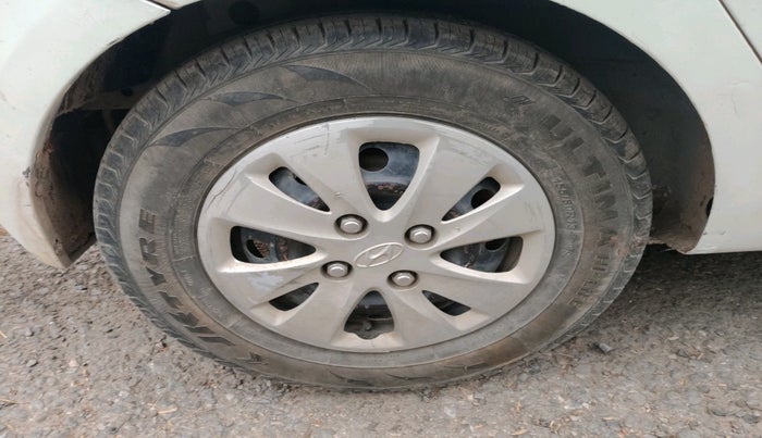 2012 Hyundai i10 MAGNA 1.1 LPG, Petrol, Manual, 75,112 km, tyre