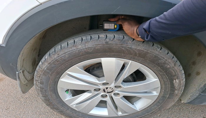 2023 Skoda KUSHAQ AMBITION 1.0L TSI AT, Petrol, Automatic, 17,756 km, tyre