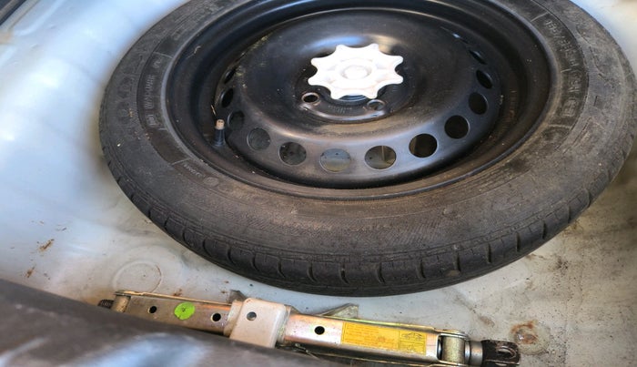 2015 Hyundai Grand i10 ASTA 1.2 KAPPA VTVT, Petrol, Manual, 76,239 km, tyre