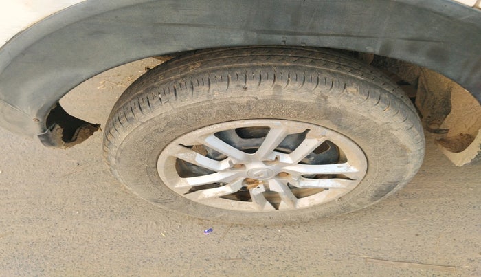 2021 Renault TRIBER RXT, Petrol, Manual, 46,800 km, tyre