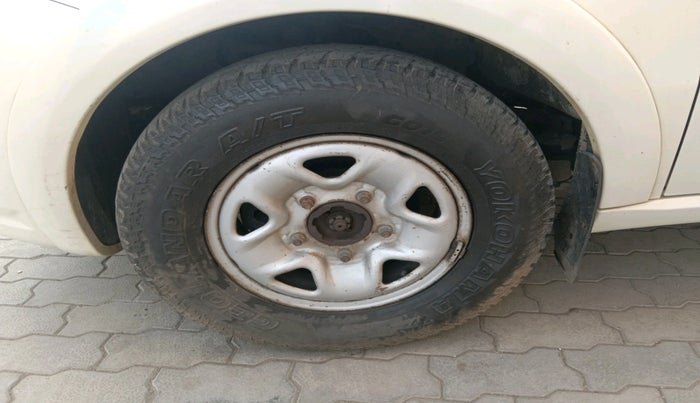 2011 Tata Aria PLEASURE 4X4, Diesel, Manual, 79,714 km, tyre