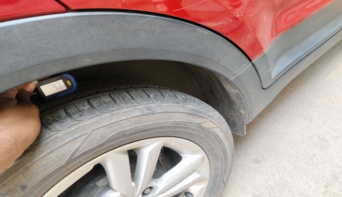 2016 Hyundai Creta SX PLUS AT 1.6 DIESEL, Diesel, Automatic, 82,953 km, tyre