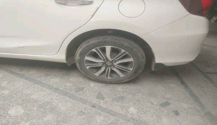 2021 Honda Amaze 1.2L I-VTEC VX, Petrol, Manual, 63,495 km, tyre