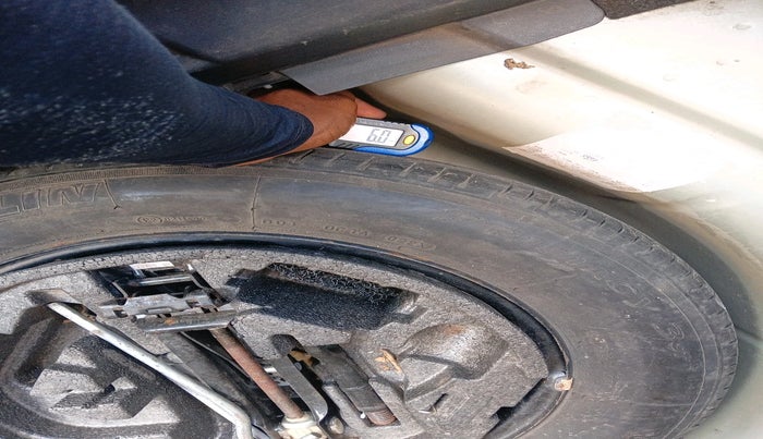 2010 Skoda Laura AMBIENTE 1.8 TSI, Petrol, Manual, 92,427 km, tyre