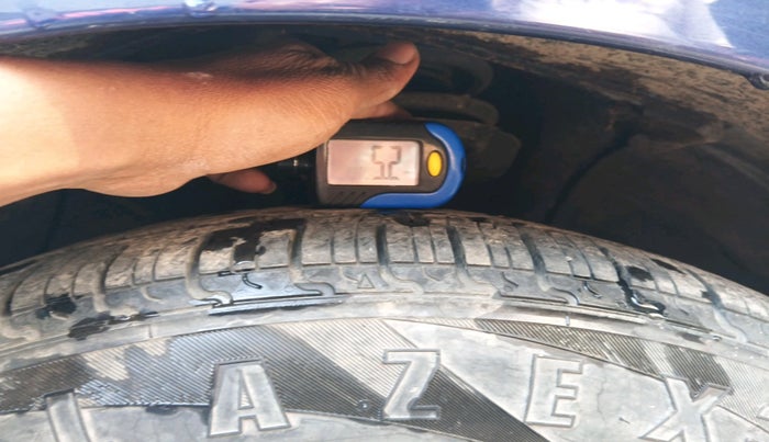 2013 Fiat Linea DYNAMIC 1.4 L T JET, Petrol, Manual, 70,000 km, tyre