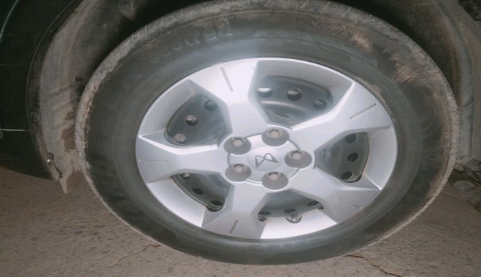 2023 Mahindra XUV300 W6 1.5 DIESEL AMT, Diesel, Automatic, 54,273 km, tyre