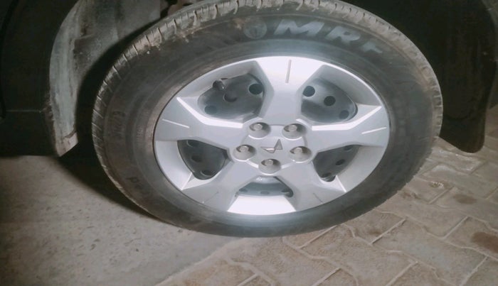 2023 Mahindra XUV300 W6 1.5 DIESEL AMT, Diesel, Automatic, 54,273 km, tyre