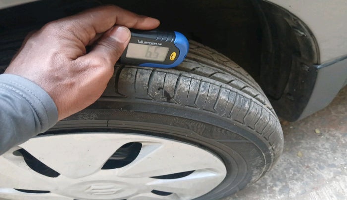 2015 Maruti Celerio VXI, Petrol, Manual, 21,334 km, tyre