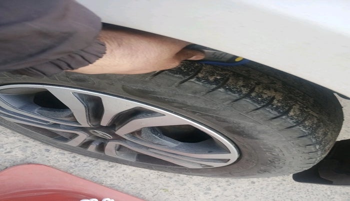 2022 Tata TIGOR XZ PLUS CNG, Petrol, Manual, 1,21,490 km, tyre