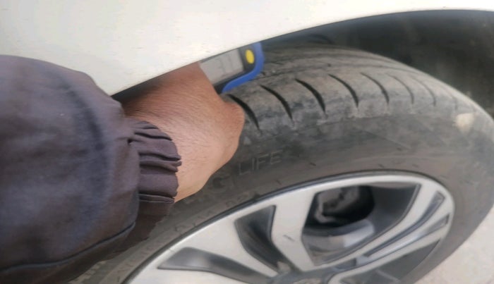 2022 Tata TIGOR XZ PLUS CNG, Petrol, Manual, 1,21,490 km, tyre