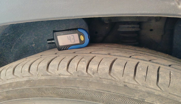 2020 KIA SELTOS HTX 1.5 PETROL, Petrol, Manual, 73,123 km, tyre