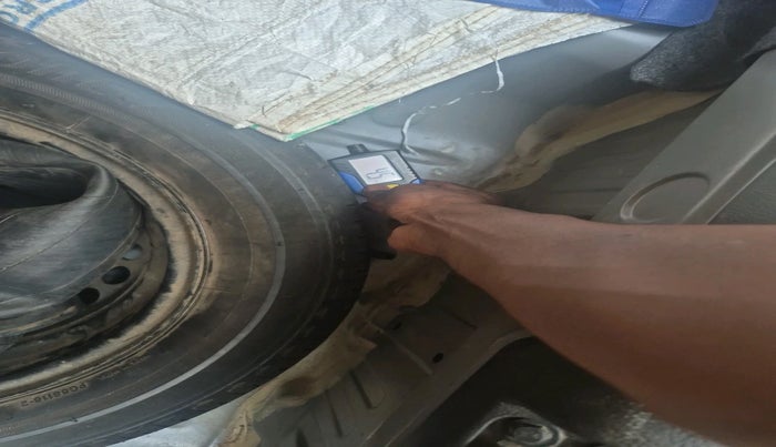 2023 Honda Amaze 1.2L I-VTEC S, Petrol, Manual, 11,033 km, tyre