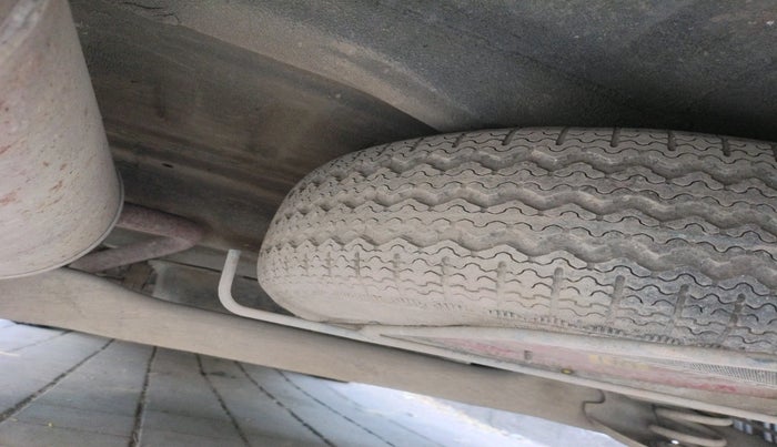 2022 Renault TRIBER RXZ AMT, Petrol, Automatic, 36,888 km, tyre