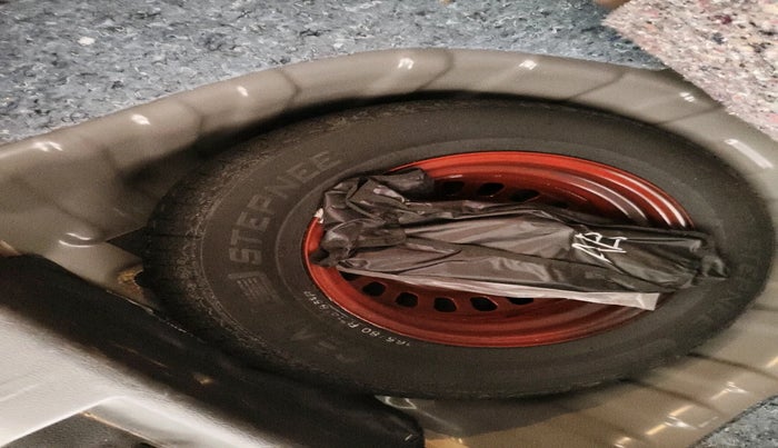 2024 Nissan MAGNITE XV Premium AMT, Petrol, Automatic, 17,915 km, tyre