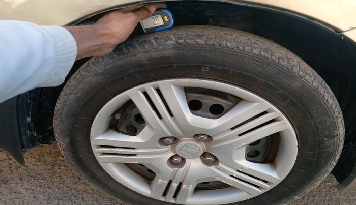 2010 Honda City 1.5L I-VTEC S MT, Petrol, Manual, 1,46,069 km, tyre