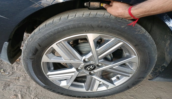 2023 Hyundai Verna SX 1.5 l MPI, Petrol, Manual, 34,137 km, tyre