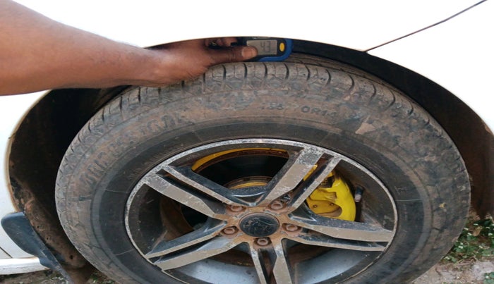 2012 Skoda Rapid ACTIVE 1.6 TDI CR MT, Diesel, Manual, 1,68,757 km, tyre