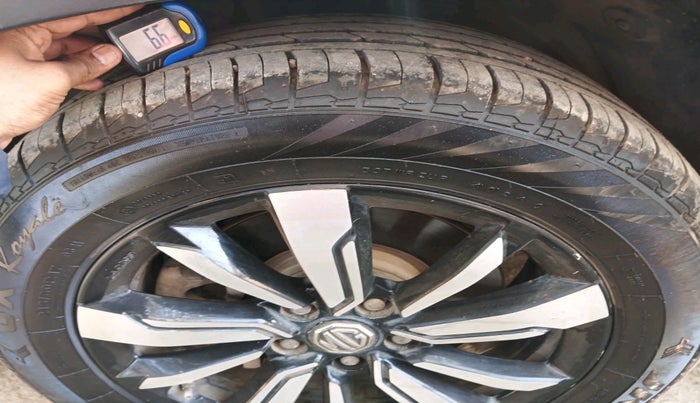 2020 MG HECTOR PLUS SHARP 2.0 DIESEL TURBO MT 6-STR, Diesel, Manual, 1,00,916 km, tyre