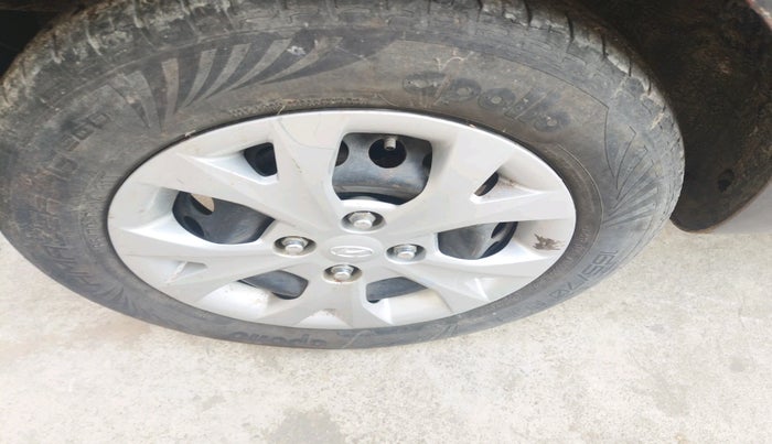 2012 Hyundai i10 ERA 1.1, Petrol, Manual, 63,905 km, tyre