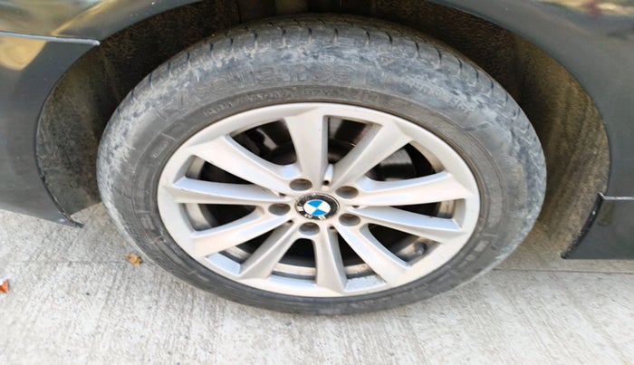 2012 BMW 5 Series 520D 2.0, Diesel, Automatic, 70,056 km, tyre