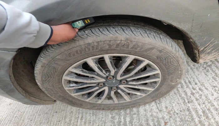 2022 Maruti Dzire VXI CNG, Petrol, Manual, 72,562 km, tyre