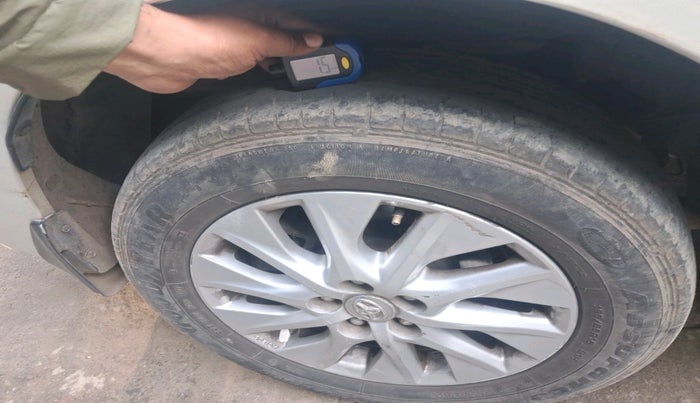 2018 Toyota Corolla Altis G PETROL, Petrol, Manual, 94,354 km, tyre