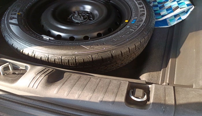 2022 Jeep Compass MODEL S (O) 1.4 PETROL DCT, Petrol, Automatic, 37,748 km, tyre