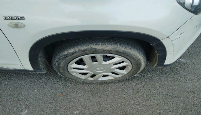 2017 Maruti Vitara Brezza VDI, Diesel, Manual, 77,765 km, tyre