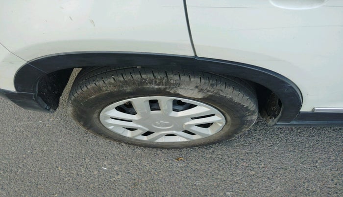 2017 Maruti Vitara Brezza VDI, Diesel, Manual, 77,765 km, tyre