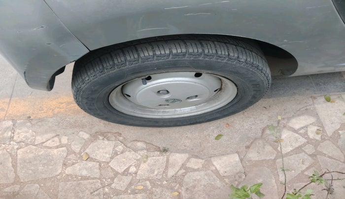 2010 Tata Nano CX, Petrol, Manual, 22,642 km, tyre