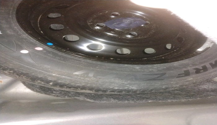 2019 Maruti New Wagon-R VXI (O) 1.2 AMT, Petrol, Automatic, 88,089 km, tyre