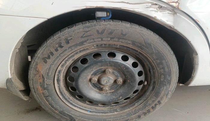 2014 Chevrolet Sail UVA 1.3 LS ABS, Diesel, Manual, 1,43,491 km, tyre