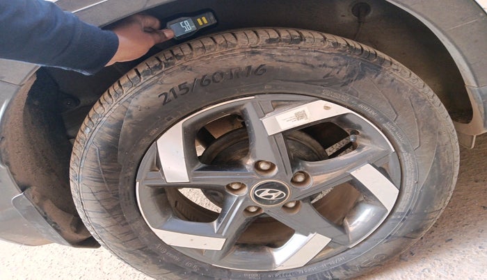 2021 Hyundai VENUE SX 1.0 TURBO, Petrol, Manual, 37,378 km, tyre