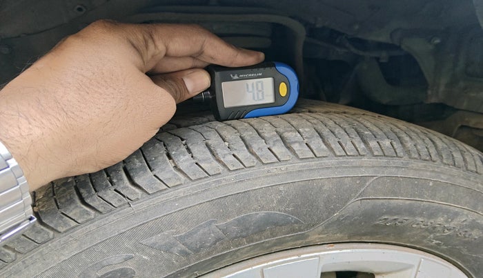 2013 Mahindra Quanto C4, Diesel, Manual, 1,00,000 km, tyre