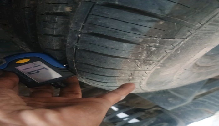 2021 Tata Harrier XZA PLUS 2.0L, Diesel, Automatic, 36,963 km, tyre