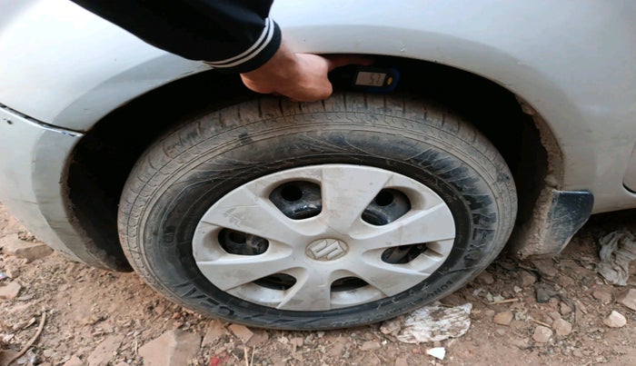 2011 Maruti Ritz VXI, Petrol, Manual, 1,23,652 km, tyre