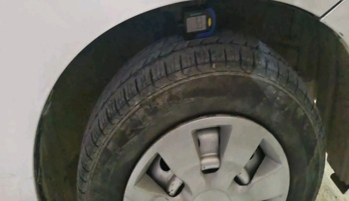 2015 Maruti Wagon R 1.0 LXI, Petrol, Manual, 37,240 km, tyre