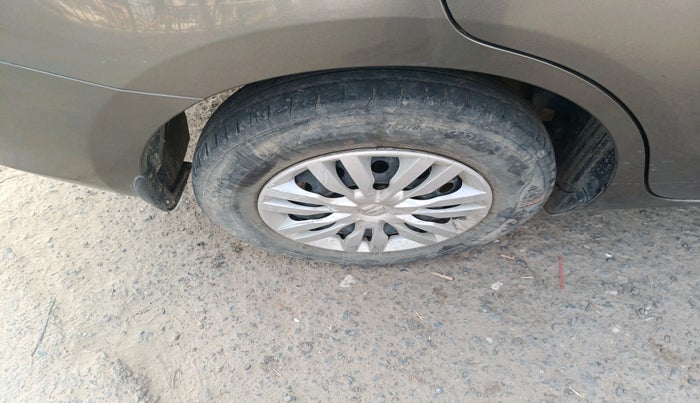 2022 Maruti Dzire VXI, Petrol, Manual, 87,806 km, tyre