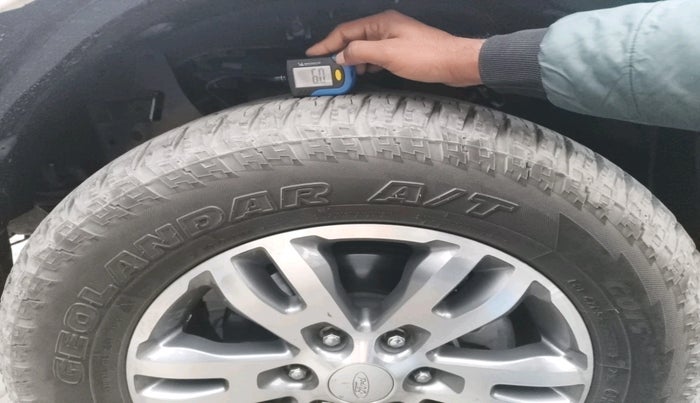 2016 Ford Endeavour TITANIUM 3.2 4X4 AT, Diesel, Automatic, 91,213 km, tyre