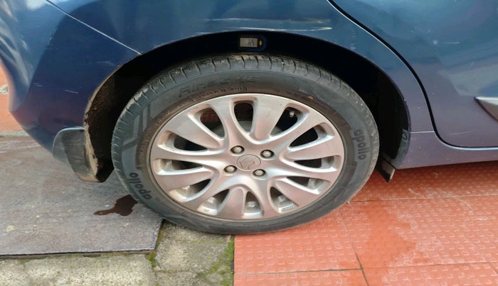 2016 Maruti Baleno ALPHA PETROL 1.2, Petrol, Manual, 35,180 km, tyre