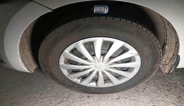 2017 Maruti Dzire VDI, Diesel, Manual, 1,95,252 km, tyre