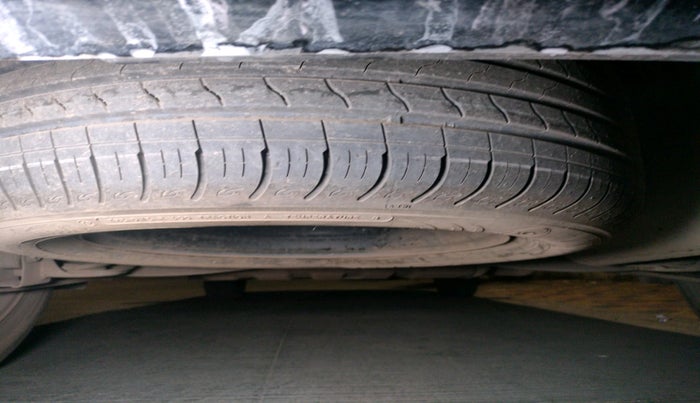 2022 KIA CARENS LUXURY PLUS 1.5 DIESEL 6 STR, Diesel, Manual, 31,127 km, tyre