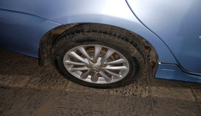 2011 Toyota Etios V, Petrol, Manual, 93,073 km, tyre