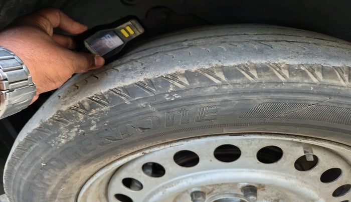 2020 Mahindra XUV500 W11, Diesel, Manual, 68,106 km, tyre