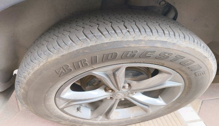 2020 Tata Harrier XZA 2.0L DUAL TONE, Diesel, Automatic, 96,500 km, tyre