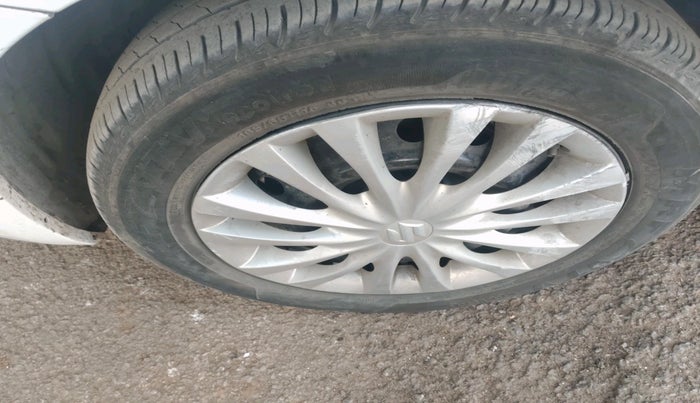 2018 Maruti Ciaz DELTA 1.4 MT PETROL, Petrol, Manual, 77,401 km, tyre