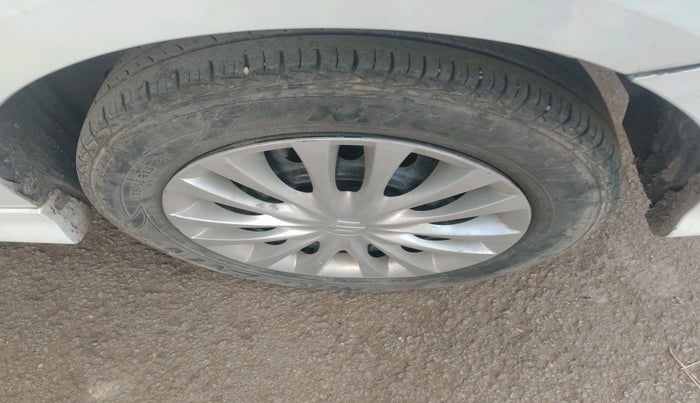 2018 Maruti Ciaz DELTA 1.4 MT PETROL, Petrol, Manual, 77,401 km, tyre